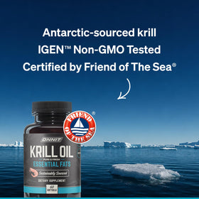 Flacon d'huile de krill ONNIT avec une main tenant une gélule