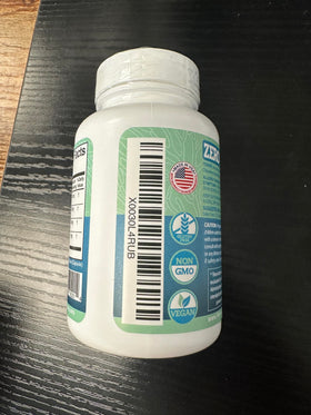 Flacon de capsules de mousse de mer YEMAYA ouvert