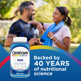 Flacon de Centrum Multivitamines pour Hommes avec arrière-plan naturel