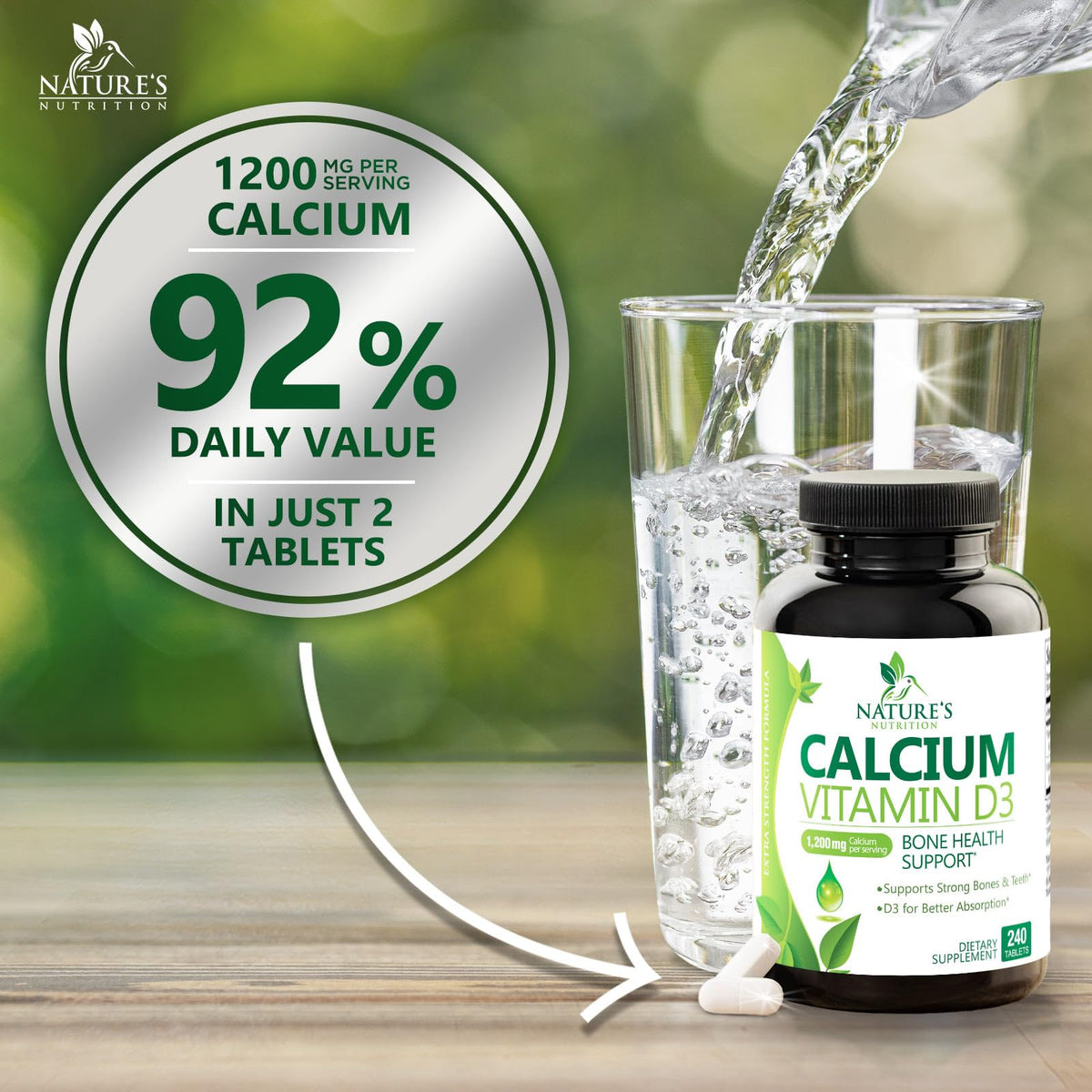 Flacon de comprimés de Calcium 1200 mg avec Vitamine D3 sur une table