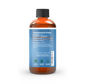 Flacon de cuivre colloïdal NutriNoche sur un fond neutre