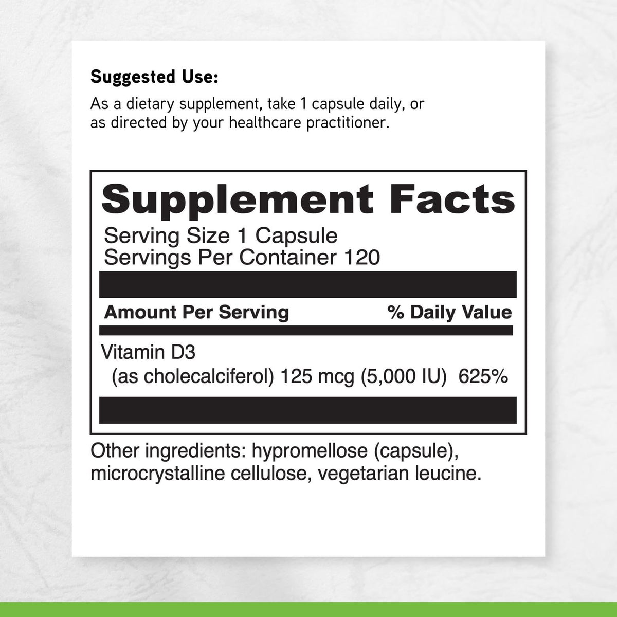 Flacon de DAVINCI Vitamine D3 5000 UI ouvert avec capsules