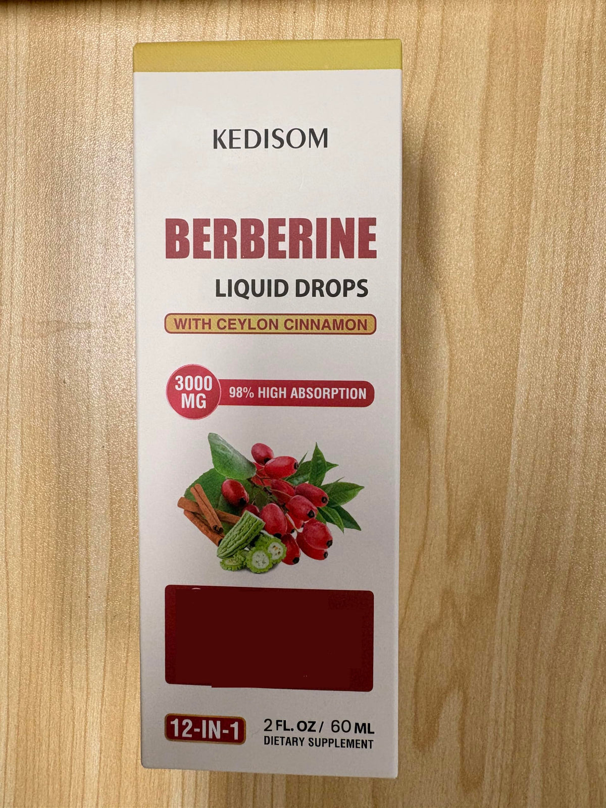 Flacon de KEDISOM 3000mg avec un verre d'eau