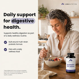 Flacon de Luma Nutrition Probiotiques sur une table en bois