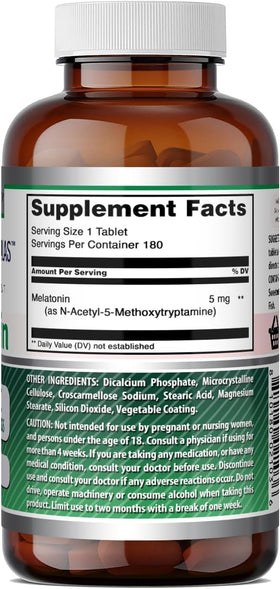 Flacon de Melatonine 5 Mg Amazing Nutrition sur fond neutre