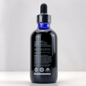 Flacon de méthylène bleu Chemist Labs sur fond blanc