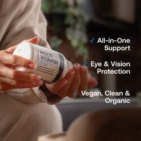 Flacon de multivitamine Transparent Labs avec étiquette visible