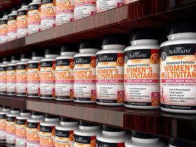 Flacon de multivitamines BioSchwartz avec des éléments de style de vie en arrière-plan