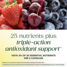 Flacon de multivitamines MegaFood ouvert avec capsules visibles