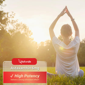 Flacon de Naturalis Astaxanthin 6mg sur une table en bois