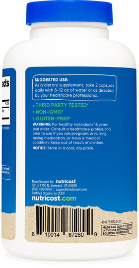 Flacon de Nutricost Noni Capsules sur fond blanc
