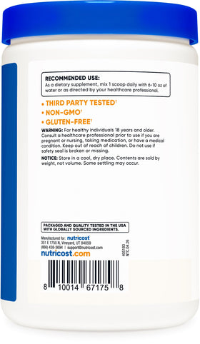Flacon de poudre d'inositol Nutricost avec cuillère sur table