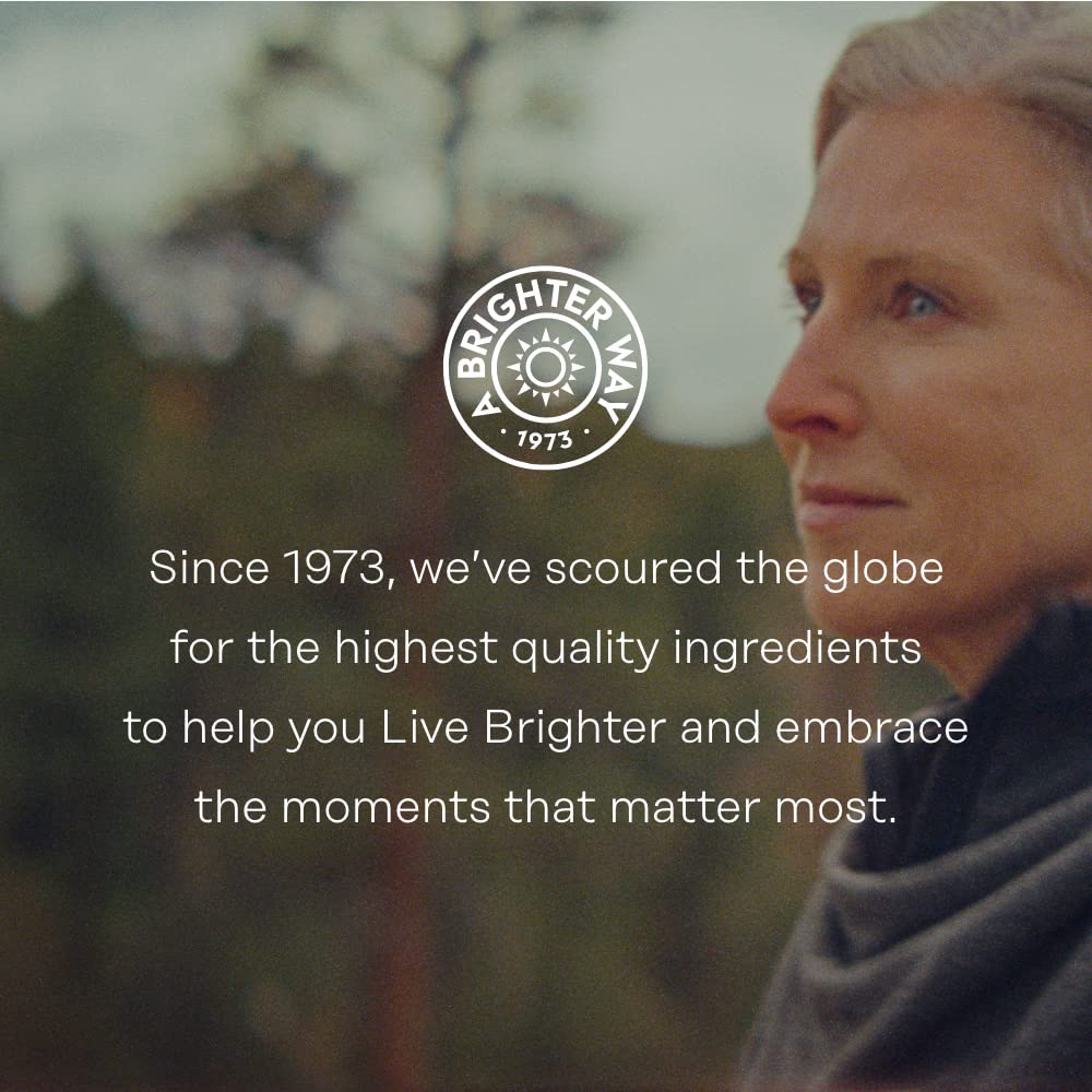 Flacon de SOLARAY Multivitamines Liposomales sur une table en bois