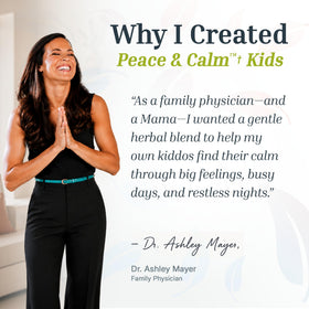 Flacon Dr. Green Mom Peace & Calm Kids avec des herbes à côté