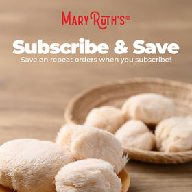 Flacon MARYRUTH'S Champignon Lion's Mane avec des ingrédients naturels en arrière-plan