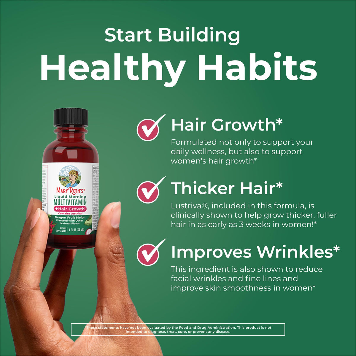 Flacons MARYRUTH'S multivitamines liquides sur un fond en bois