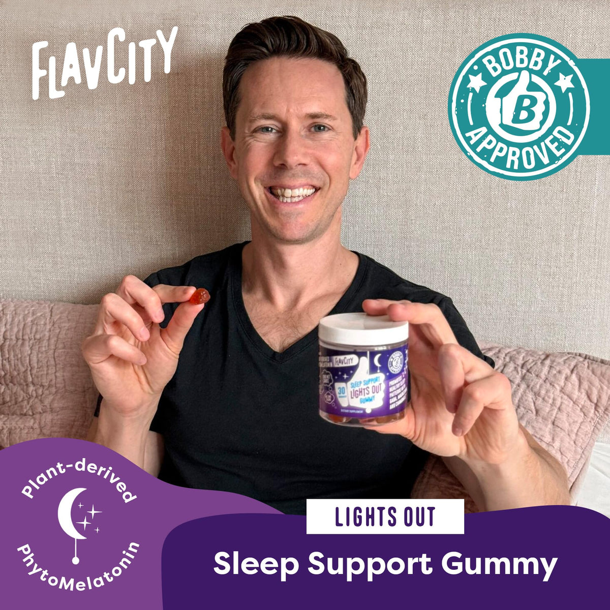 FlavCity Gummies de Mélatonine, vue des gummies dans la main