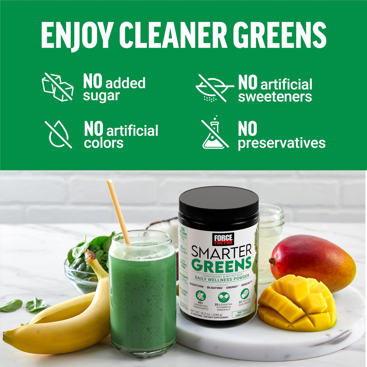 Force Factor Smarter Greens Poudre de Bien-Être 1030g sur une table