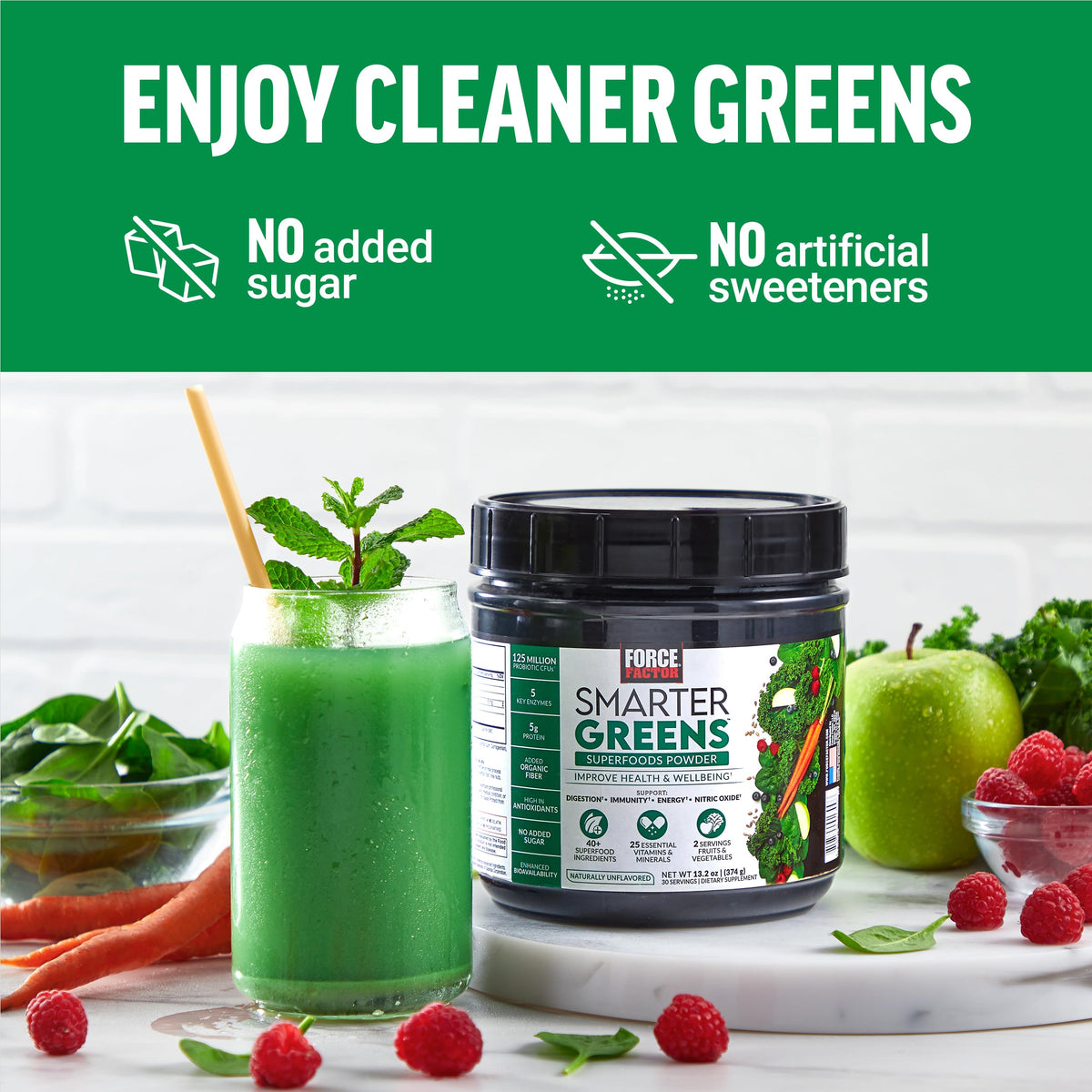 Force Factor Smarter Greens Poudre Superfoods 3-Pack sur une table