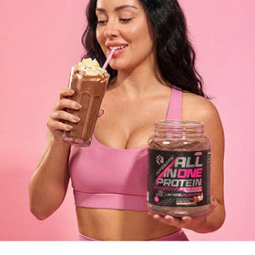 Forzagen Poudre de Protéine All-in-One pour Femmes 1089g mélange avec lait