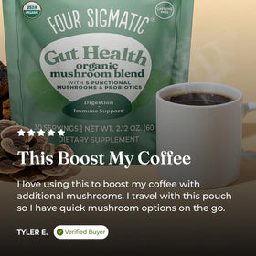 Four Sigmatic Mélange de Champignons sur une table en bois