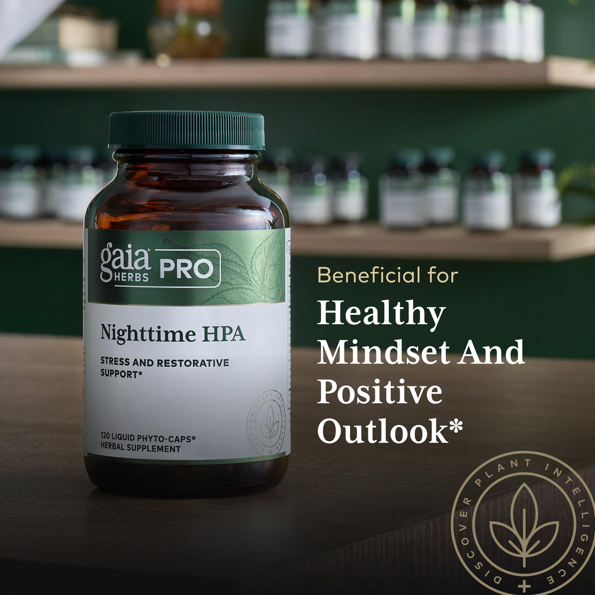 GAIA HERBS PRO Pro Nighttime HPA capsules en gros plan