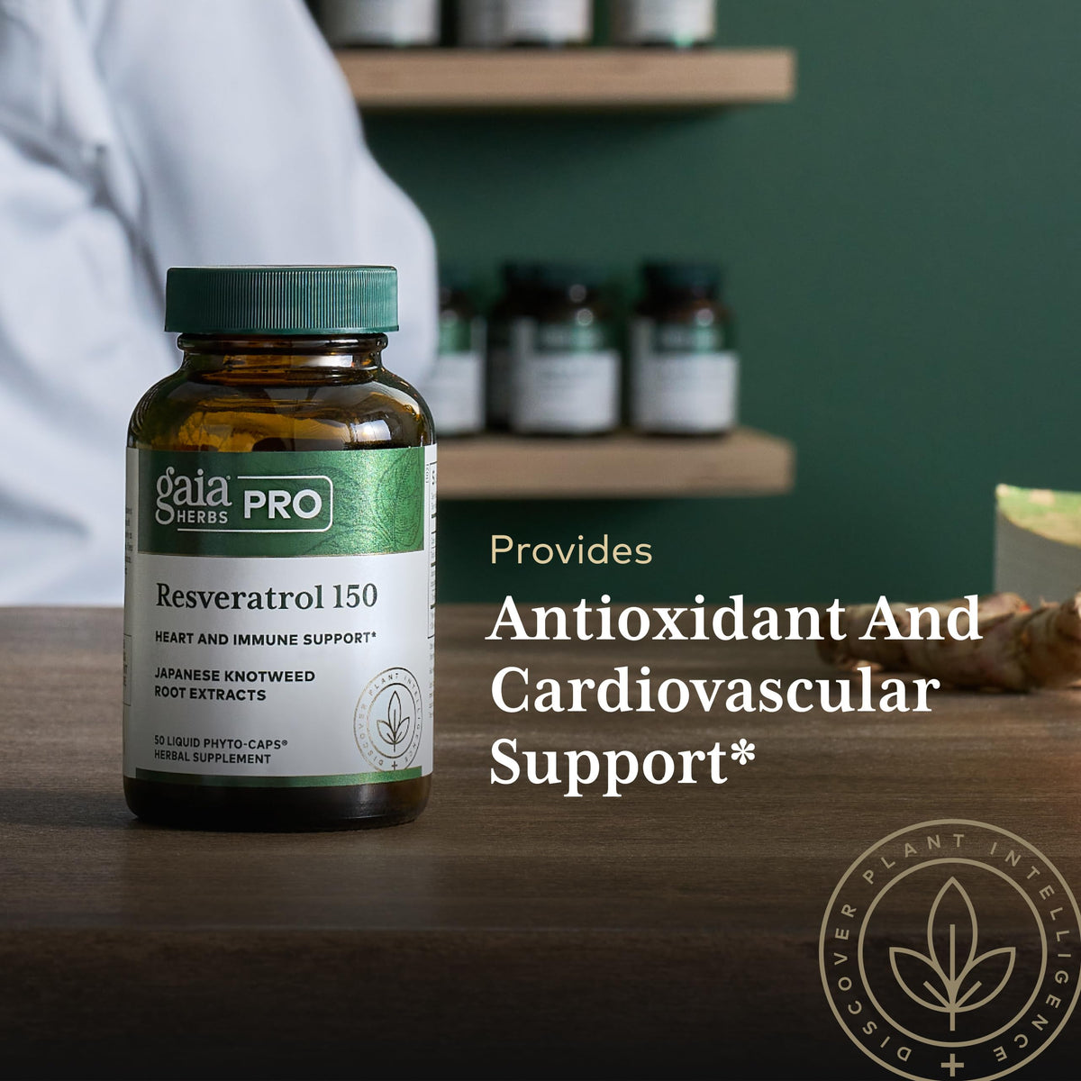Gaia Herbs Pro Resveratrol 150 capsules liquides avec un verre d'eau