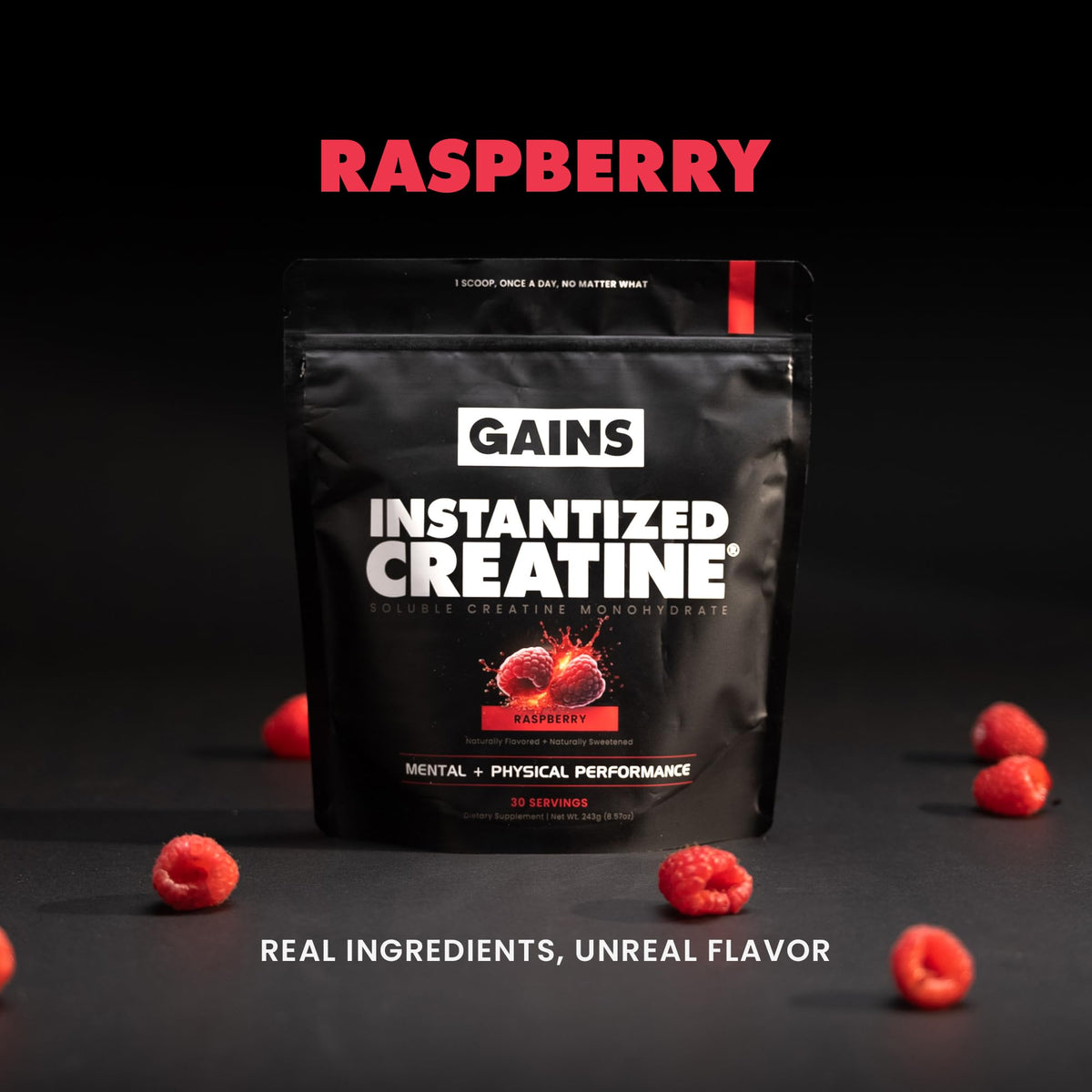 GAINS IN BULK Créatine Monohydrate Instantanée Framboise en poudre dans un verre