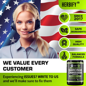 Garcinia Cambogia HERBIFY avec des ingrédients naturels en arrière-plan