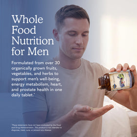 Garden of Life Multivitamine Quotidienne Bio pour Hommes - comprimés sur une table