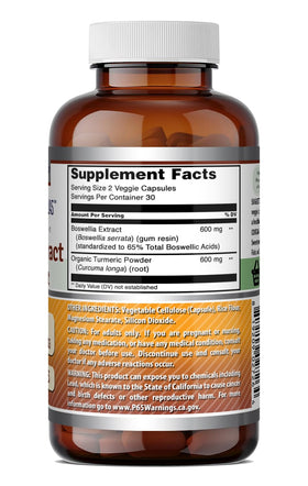 Gélules Amazing Nutrition Boswellia & Curcuma sur une table en bois