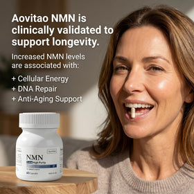 Gélules AOVITAO Complément NMN 500mg dans la main