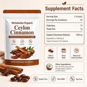 Gélules d'extrait de cannelle de Ceylan a balanced routine dans une main