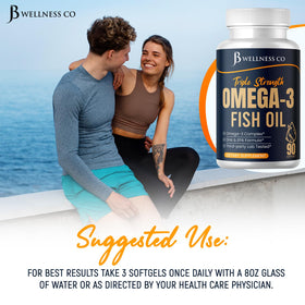 Gélules d'huile de poisson Omega 3 3750 mg sur un fond blanc