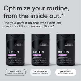 Gélules de biotine Sports Research sur une table en bois