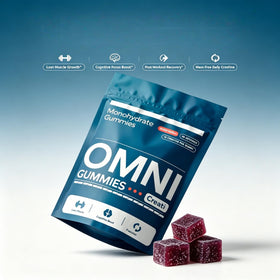 Gélules de créatine omni gummies avec des ingrédients naturels en arrière-plan