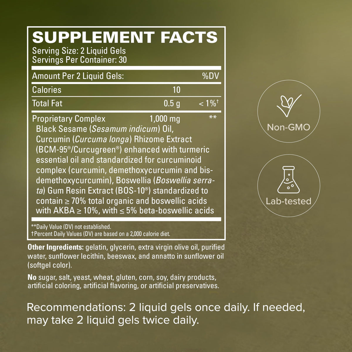Gélules de curcuma et boswellia dans une cuillère