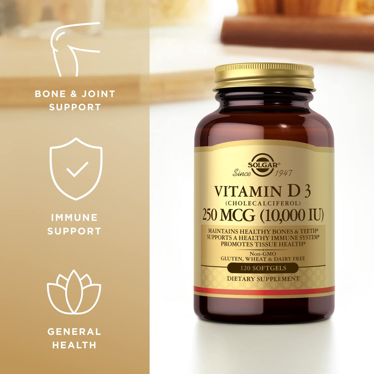 Gélules de Solgar Vitamine D3 10 000 UI dans une main