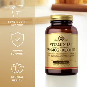 Gélules de Solgar Vitamine D3 10 000 UI dans une main