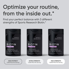 Gélules de Sports Research avec huile de coco sur fond blanc