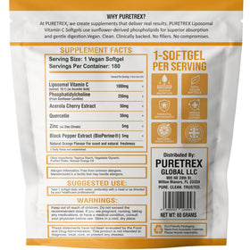 Gélules de Vitamine C Liposomale PURETREX dans une main