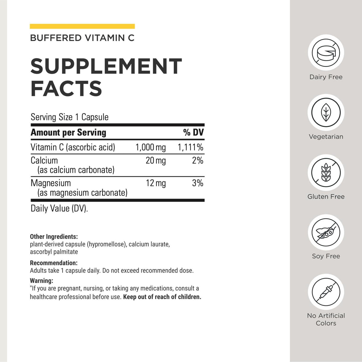 Gélules de vitamine C tamponnée sur fond blanc