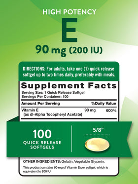 Gélules de vitamine E Nature's Truth sur fond blanc