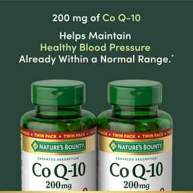 Gélules molles Nature's Bounty CoQ10 200mg sur une surface blanche