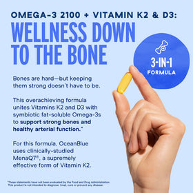 Gélules Oceanblue Omega-3 2100 sur une cuillère en bois