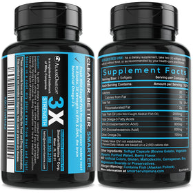 Gélules Omega-3 SmarterVitamins en main