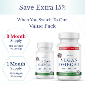 Gélules Omega-3 TAHIRO dans une main pour comparaison de taille