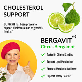 Gélules UpNourish Citrus Bergamot à côté d'un verre d'eau