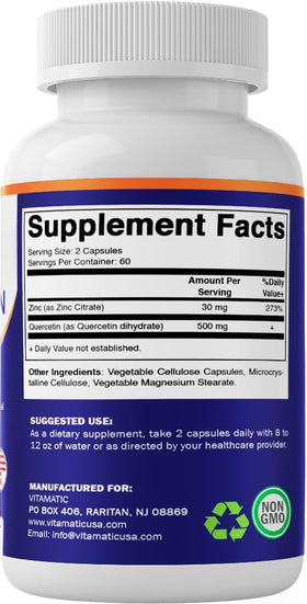 Gélules végétariennes Vitamatic Zinc Quercetin sur une surface blanche