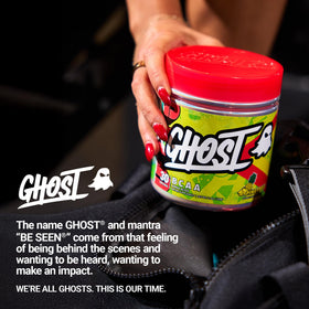 GHOST BCAA Poudre Ananas en gros plan sur étiquette